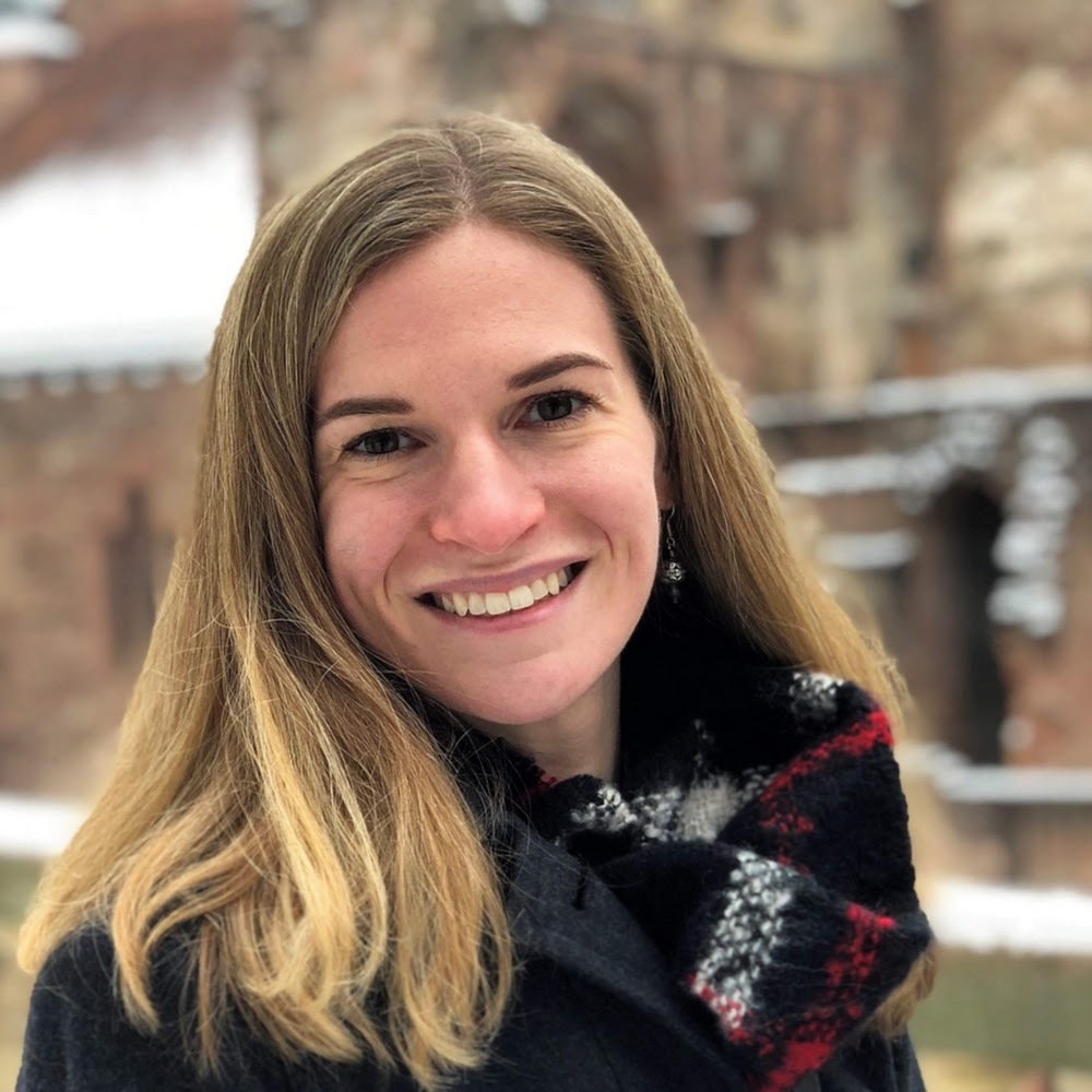 Meet your Posher, Caroline